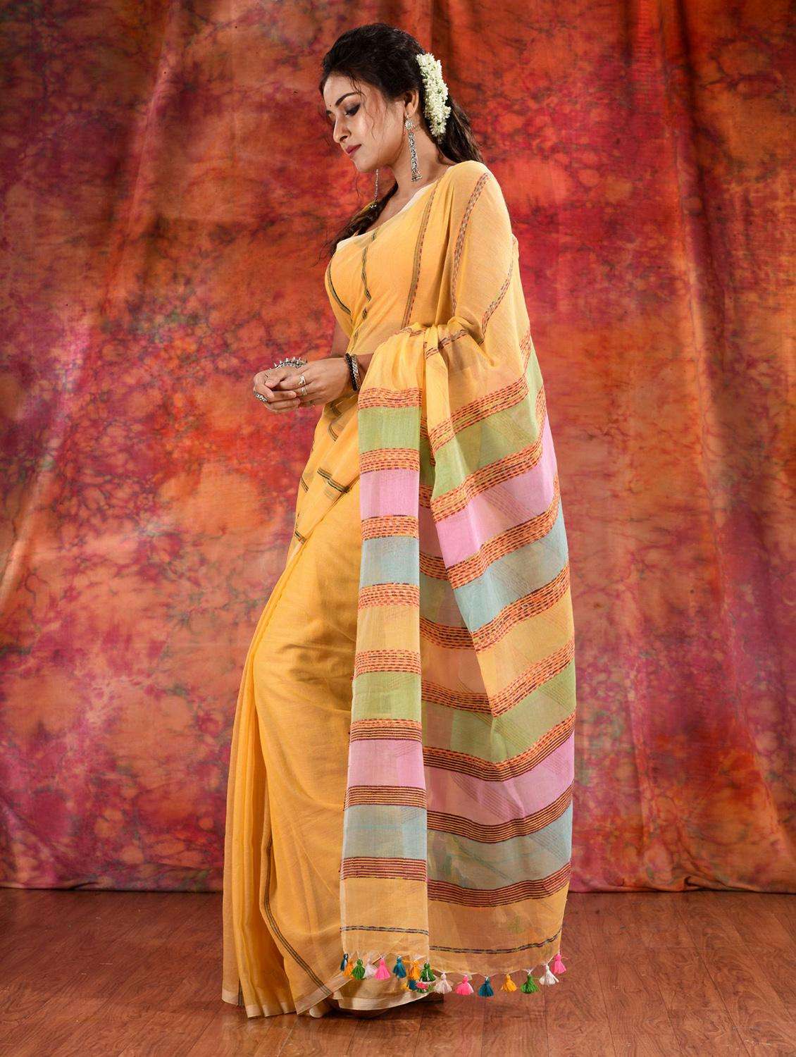 women self design handloom saree with blouse - 22044009 -  Standard Image - 2