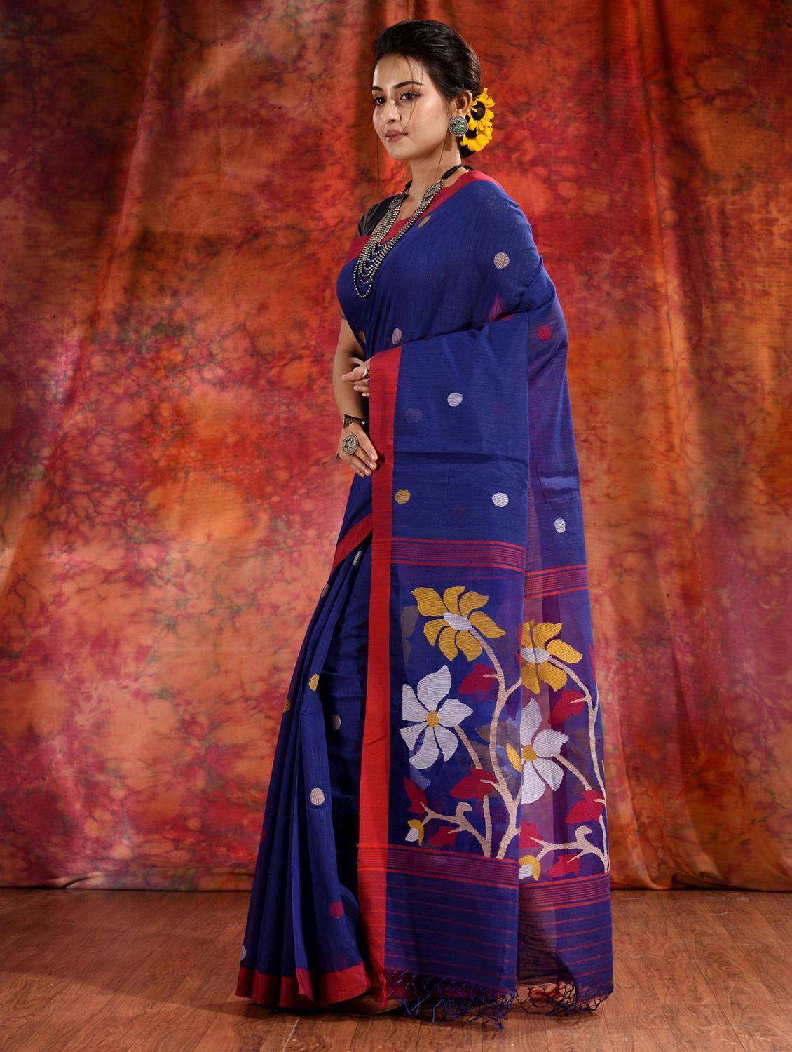 women self design handloom saree with blouse - 22044026 - Standard Image - 2