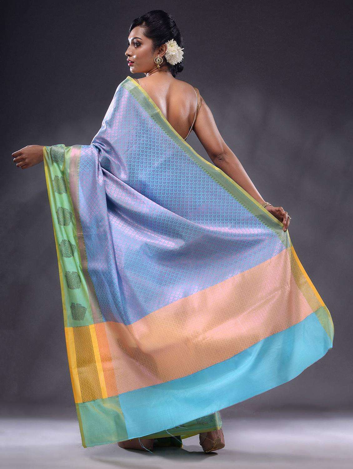 women self design banarasi saree with blouse - 22044089 -  Standard Image - 2