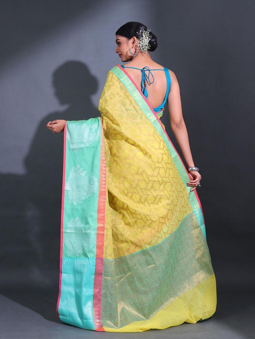 women self design bordered saree with blouse - 22044135 - Standard Image - 2