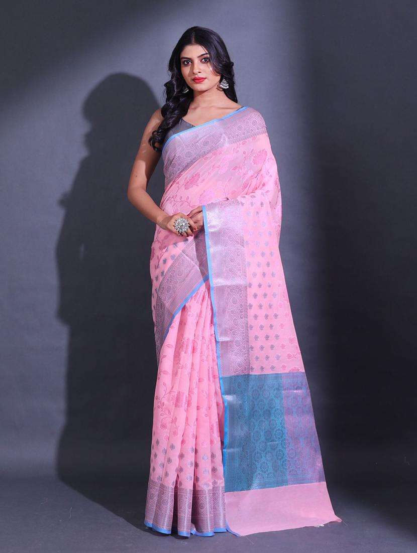women self design bordered saree with blouse - 22044155 - Zoom Image - 0