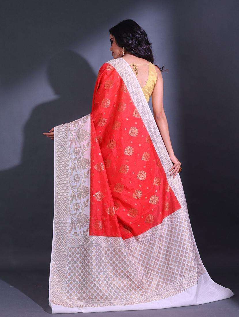 women self design bordered saree with blouse - 22044176 - Standard Image - 2