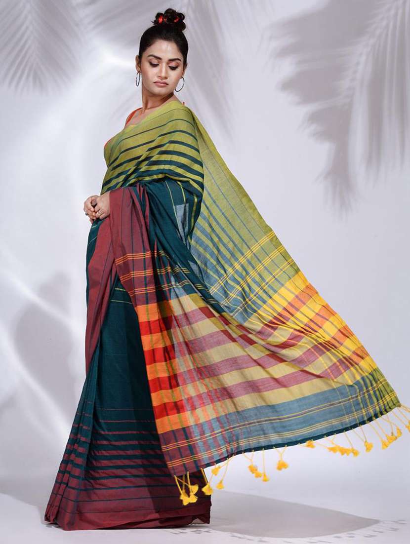 women striped handloom saree with blouse - 22045675 -  Standard Image - 2