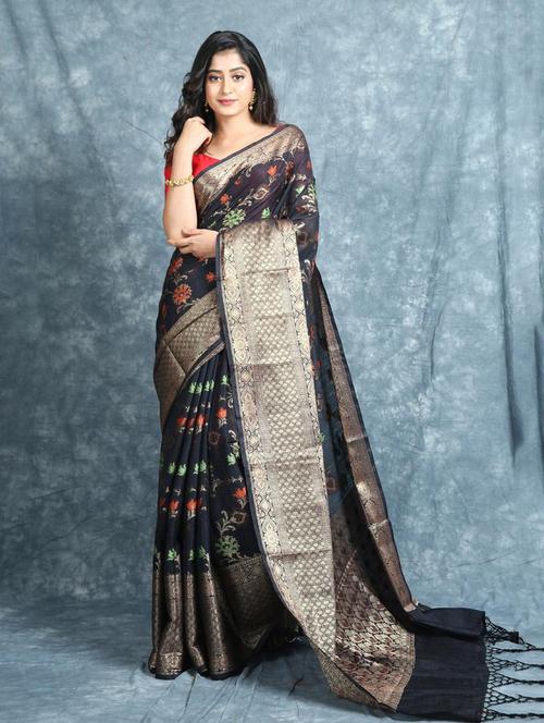 women self design bordered saree with blouse - 22045735 - Standard Image - 0