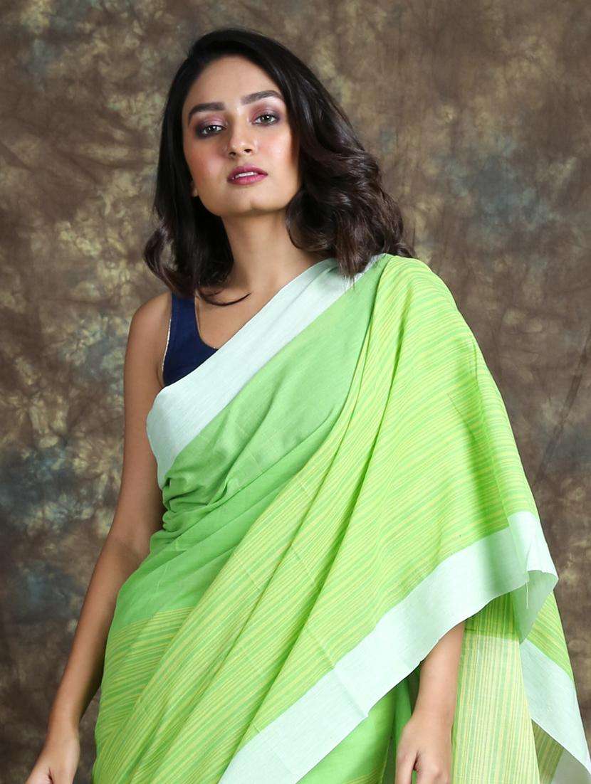 women striped handloom saree with blouse - 22045754 -  Standard Image - 2