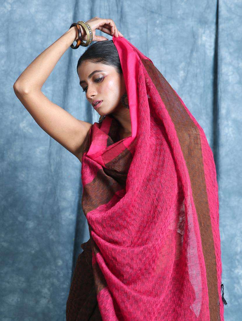 women self design handloom saree with blouse - 22045755 -  Standard Image - 2