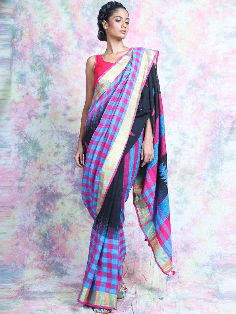 women checkered handloom saree with blouse - 22045758 -  Zoom Image - 0