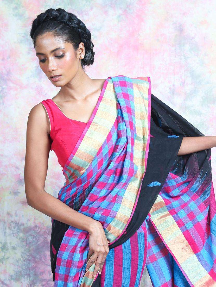 women checkered handloom saree with blouse - 22045758 - Standard Image - 2