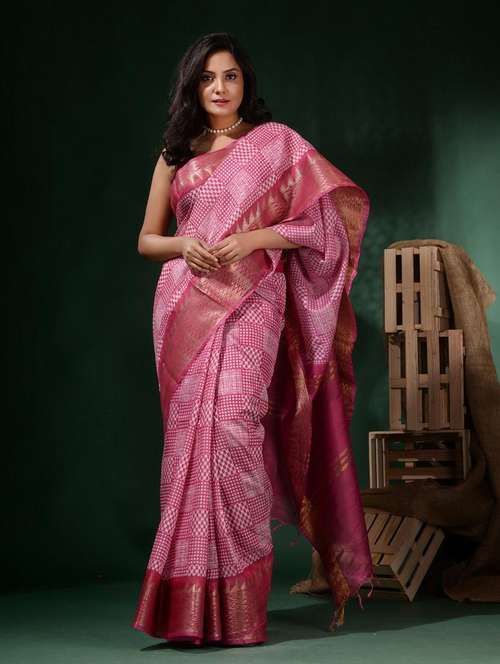 women printed bordered saree with blouse - 22045794 -  Standard Image - 0
