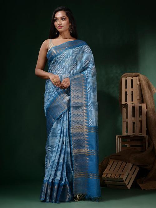 women printed bordered saree with blouse - 22045795 - Standard Image - 0