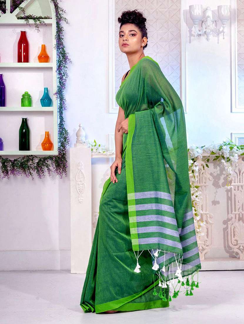 women solid handloom saree with blouse - 22045820 -  Standard Image - 2