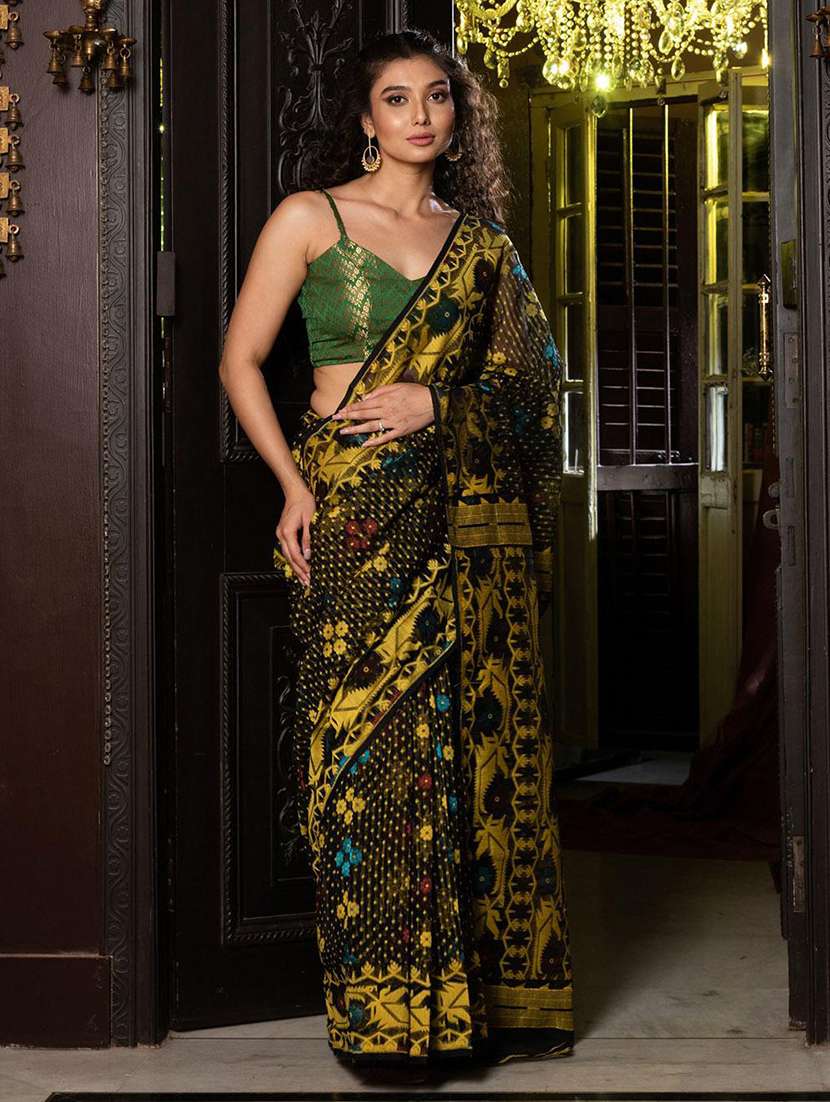 women self design jamdani saree with blouse