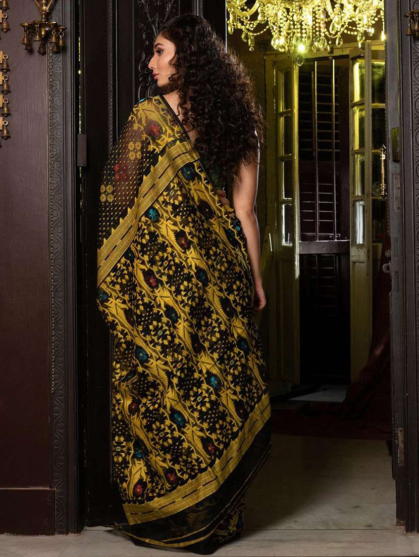 women self design jamdani saree with blouse - 22045837 -  Standard Image - 2