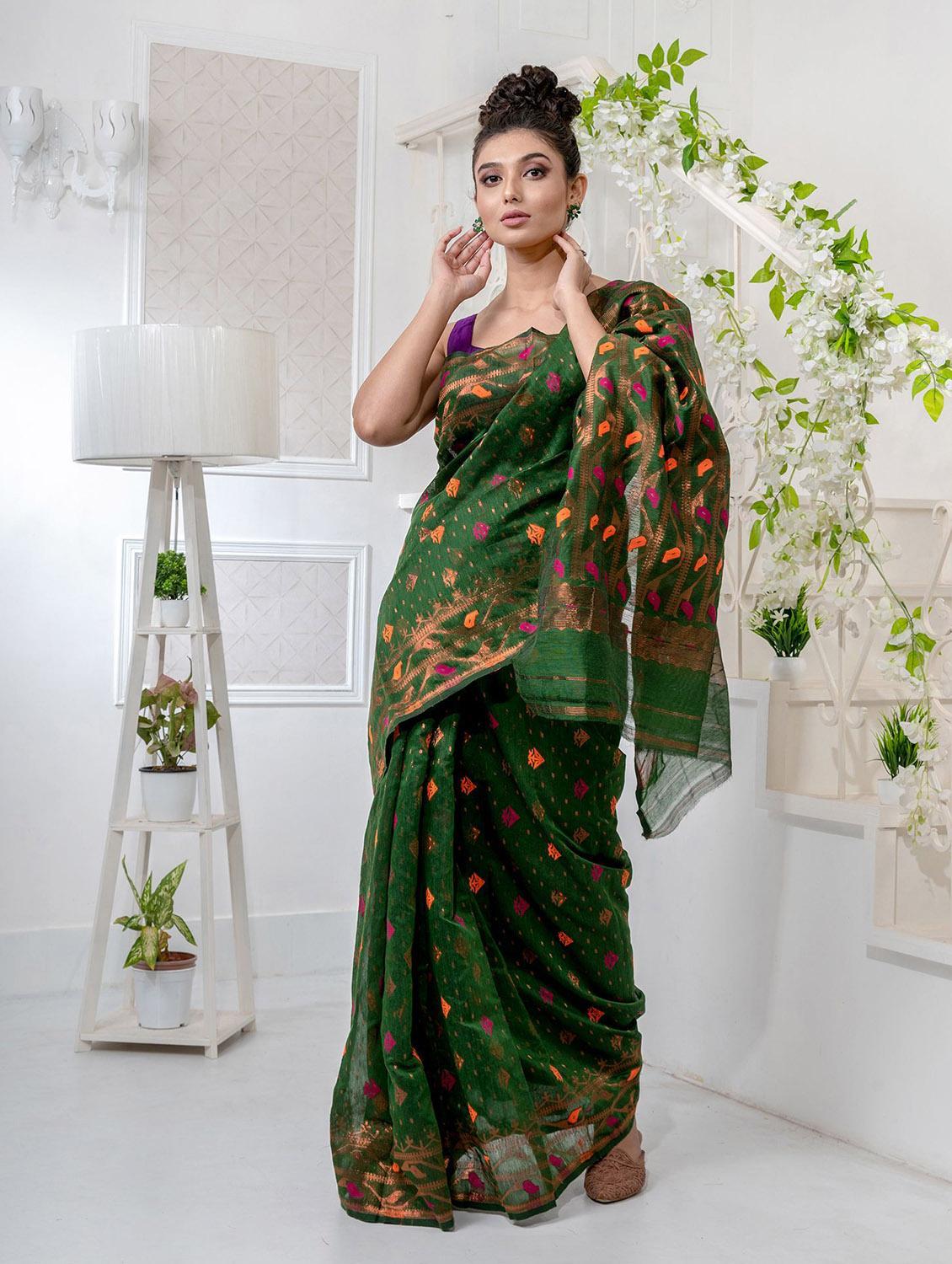 women self design jamdani saree with blouse - 22045840 - Zoom Image - 0