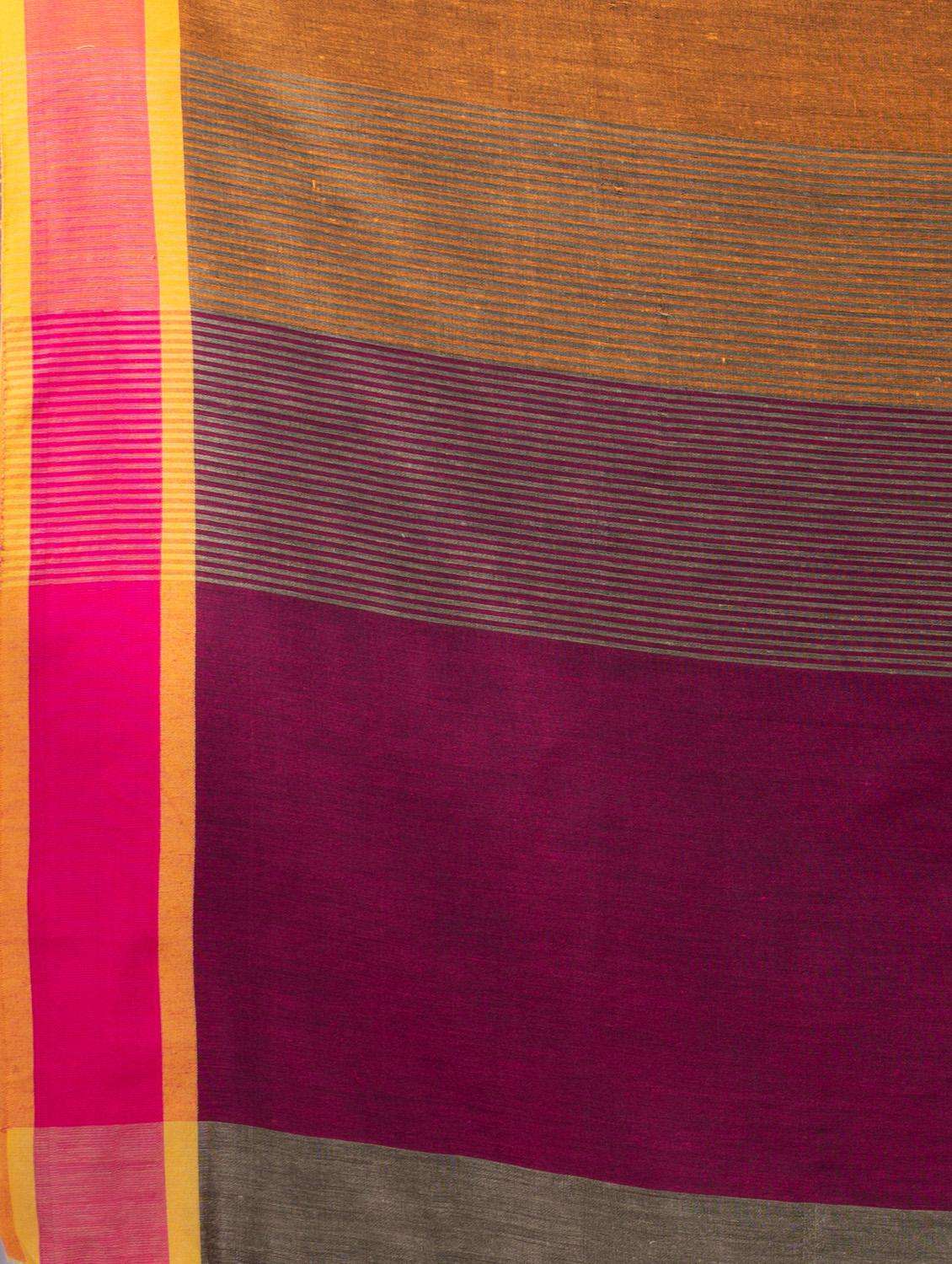women solid with bordered handloom saree with blouse - 22045861 - Standard Image - 2