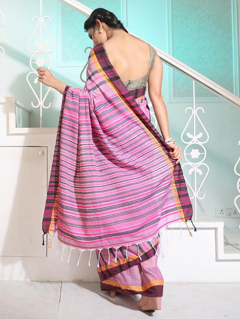 women striped handloom saree with blouse - 22045921 - Standard Image - 2
