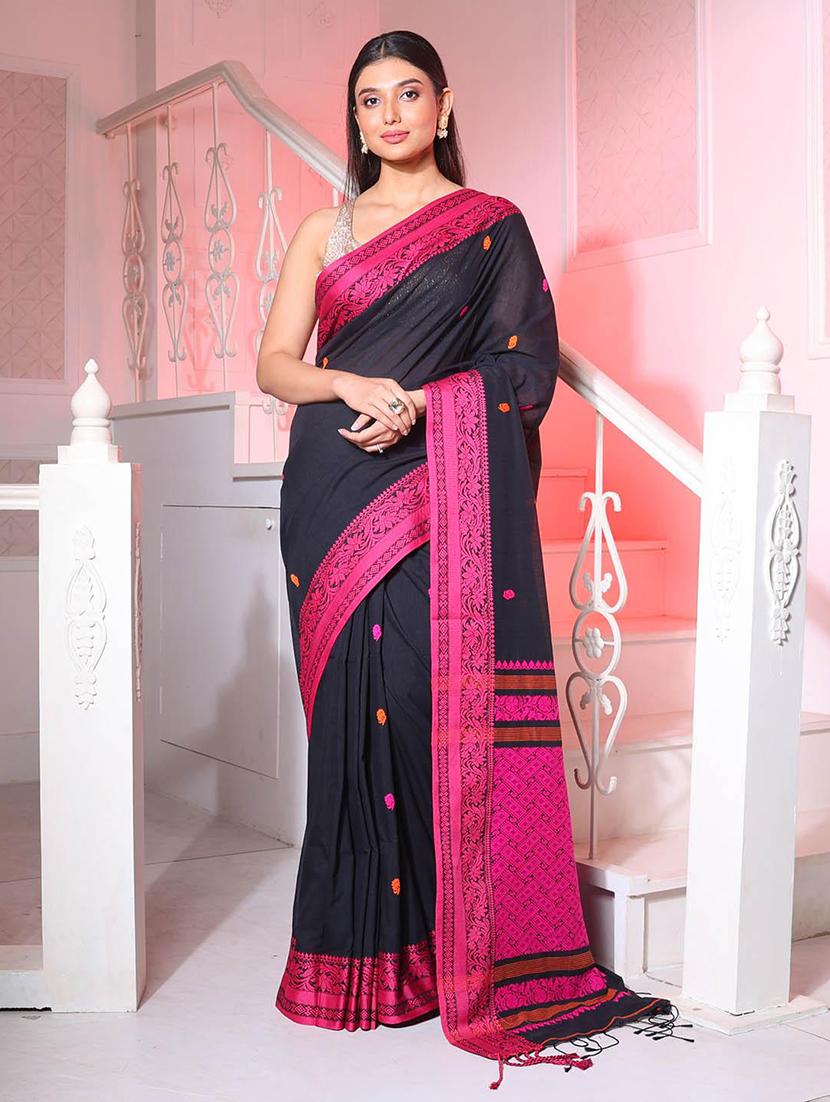 women self design handloom saree with blouse - 22045926 - Zoom Image - 0