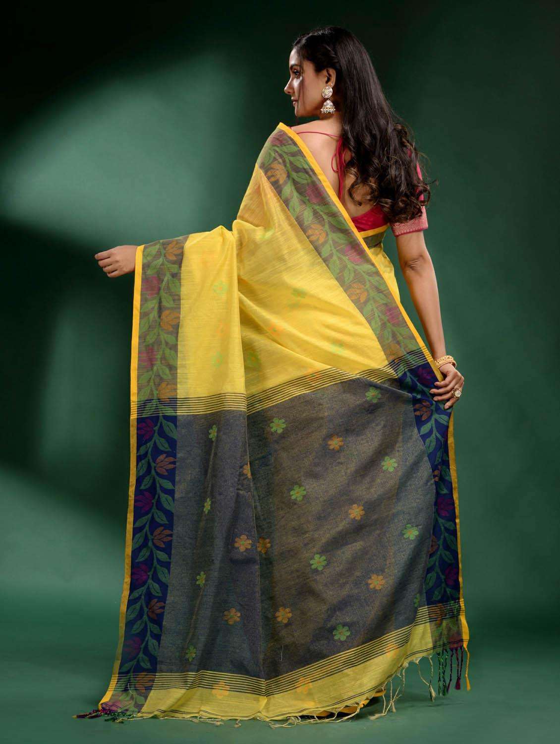 women self design handloom saree with blouse - 22045957 -  Standard Image - 2