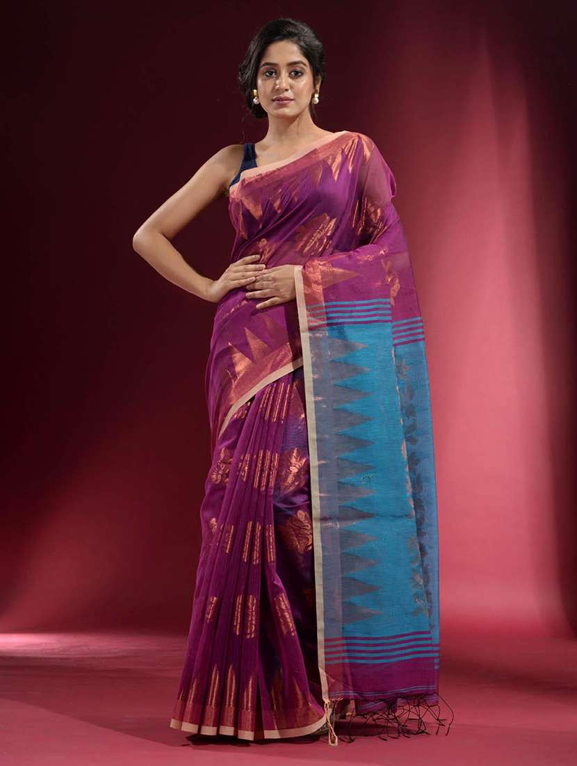 women self design handloom saree with blouse
