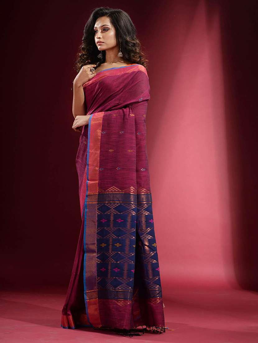 women self design bordered saree with blouse - 22045993 -  Standard Image - 2