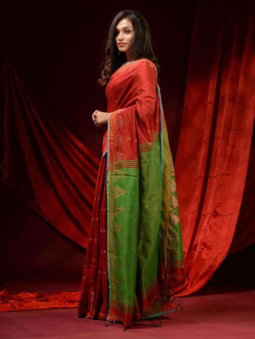 women self design handloom saree with blouse - 22046008 - Standard Image - 2
