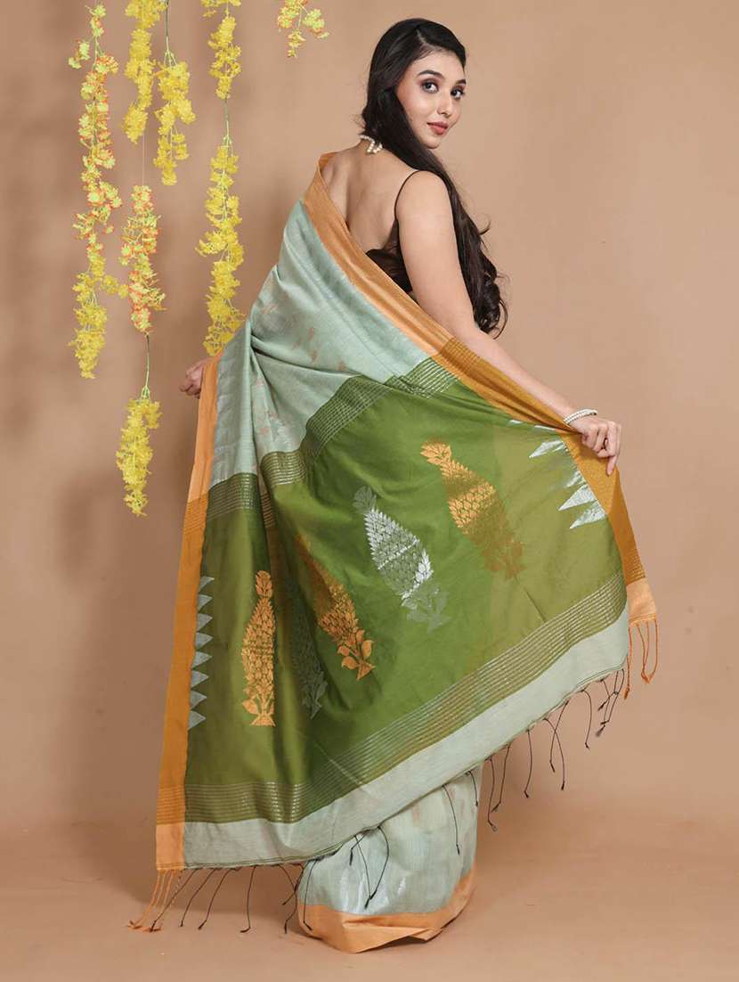 women self design handloom saree with blouse - 22046049 -  Standard Image - 2