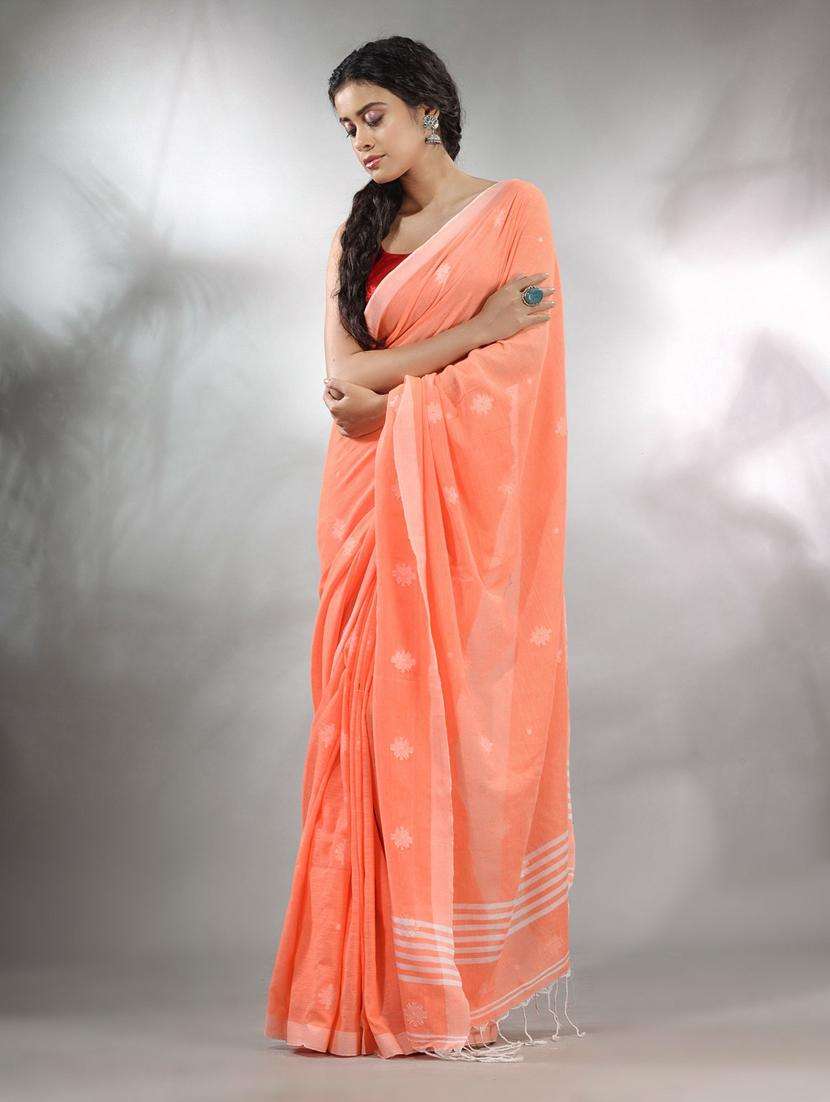women self design handloom saree with blouse - 22046072 -  Standard Image - 2