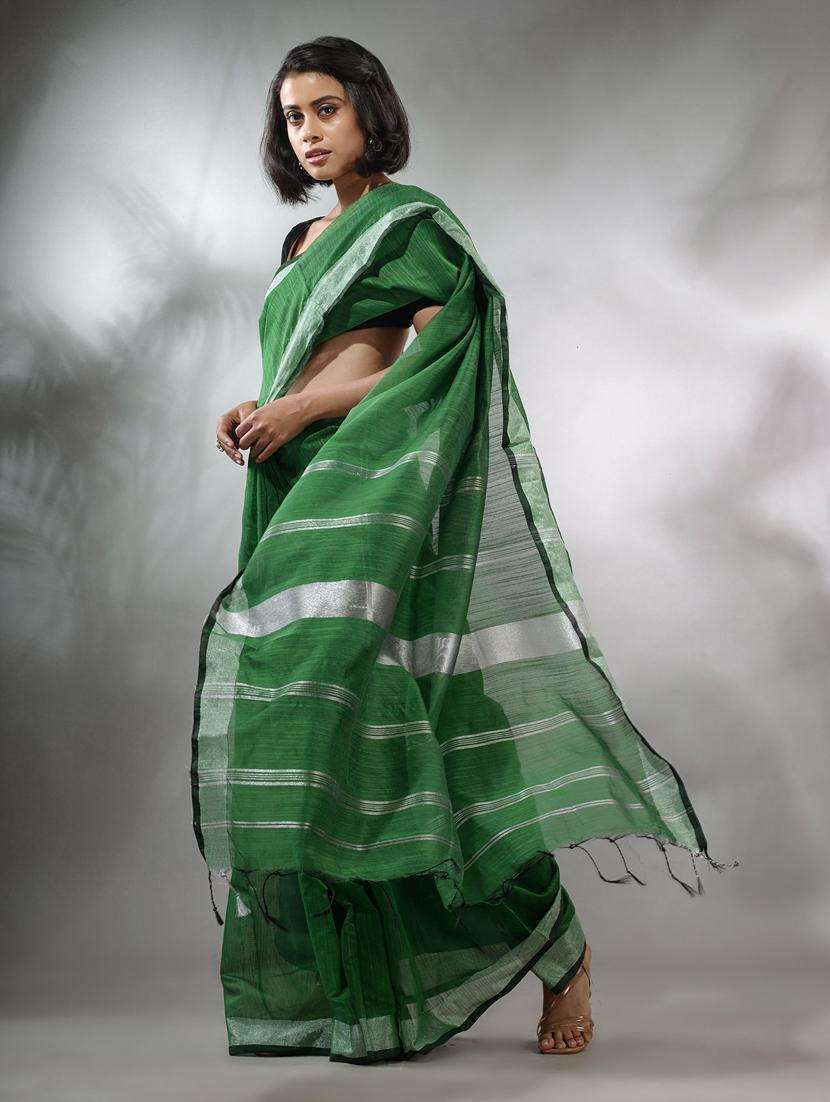 women solid with bordered handloom saree with blouse - 22046082 -  Standard Image - 2