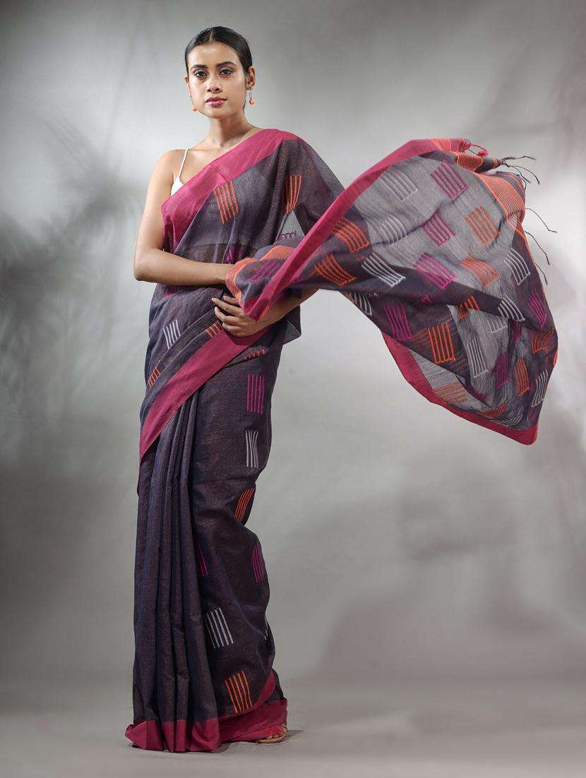 women self design handloom saree with blouse - 22046101 -  Standard Image - 2