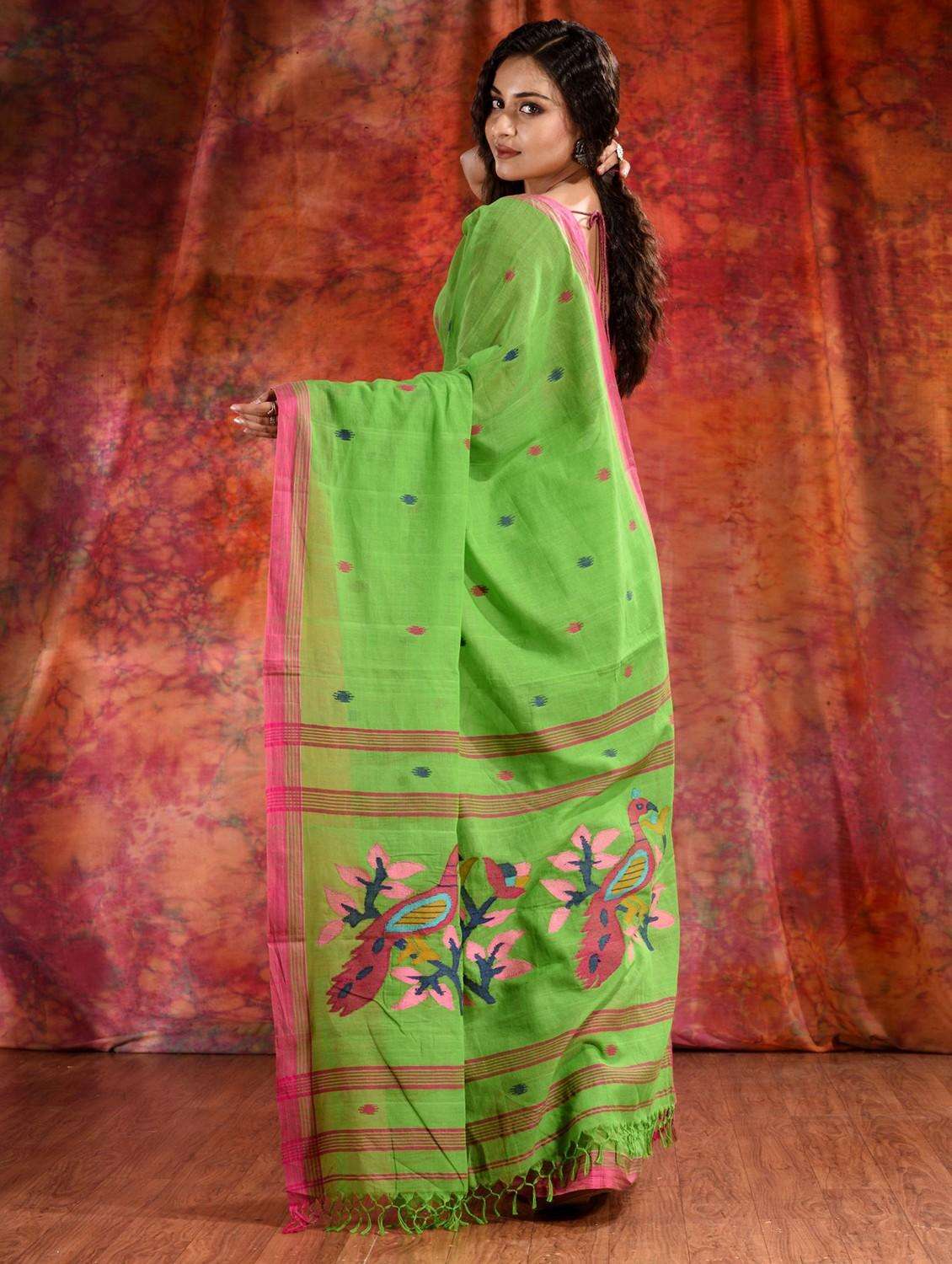 women self design handloom saree with blouse - 22046154 -  Standard Image - 2