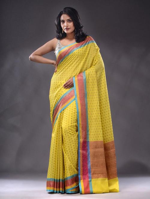 women self design bordered saree with blouse - 22046162 - Standard Image - 0