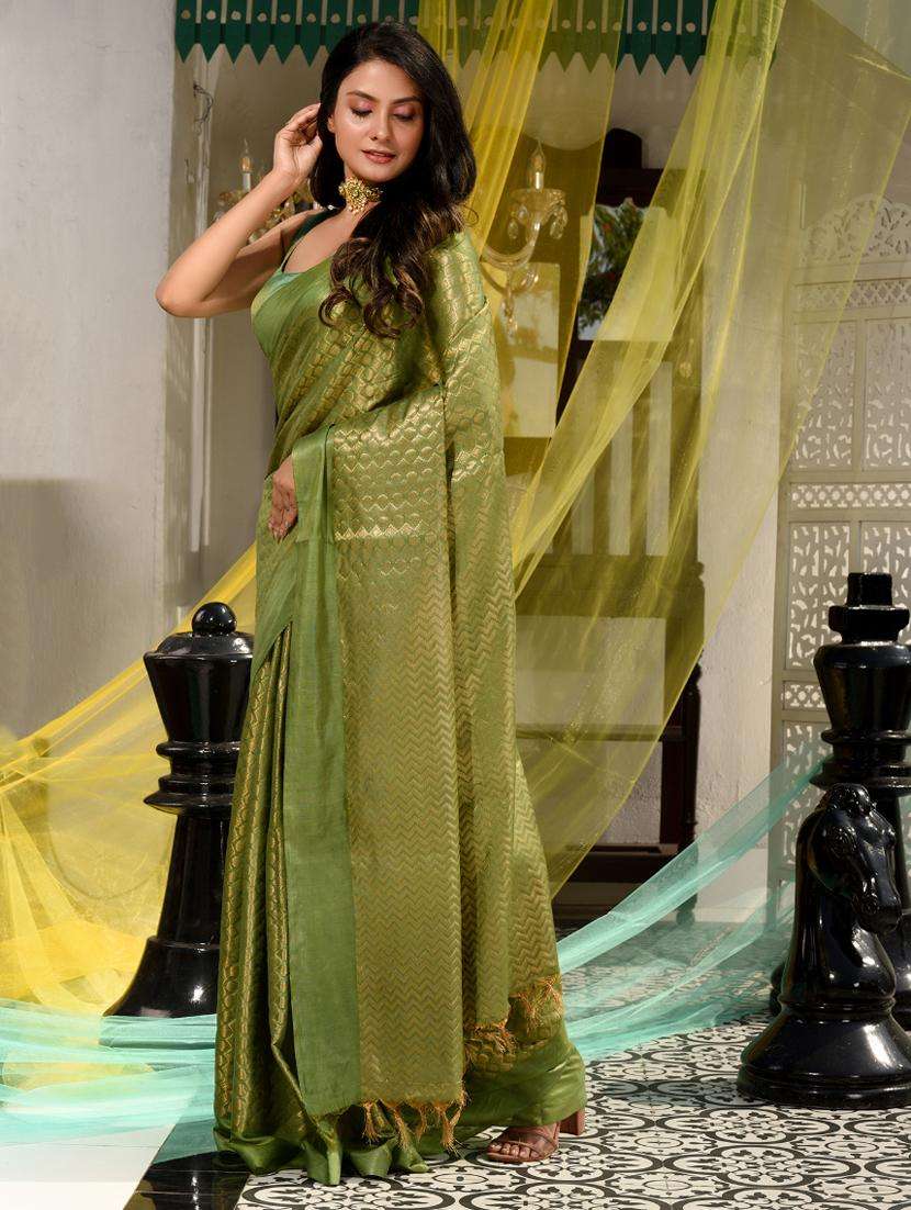 women self design banarasi saree with blouse - 22046176 - Standard Image - 2