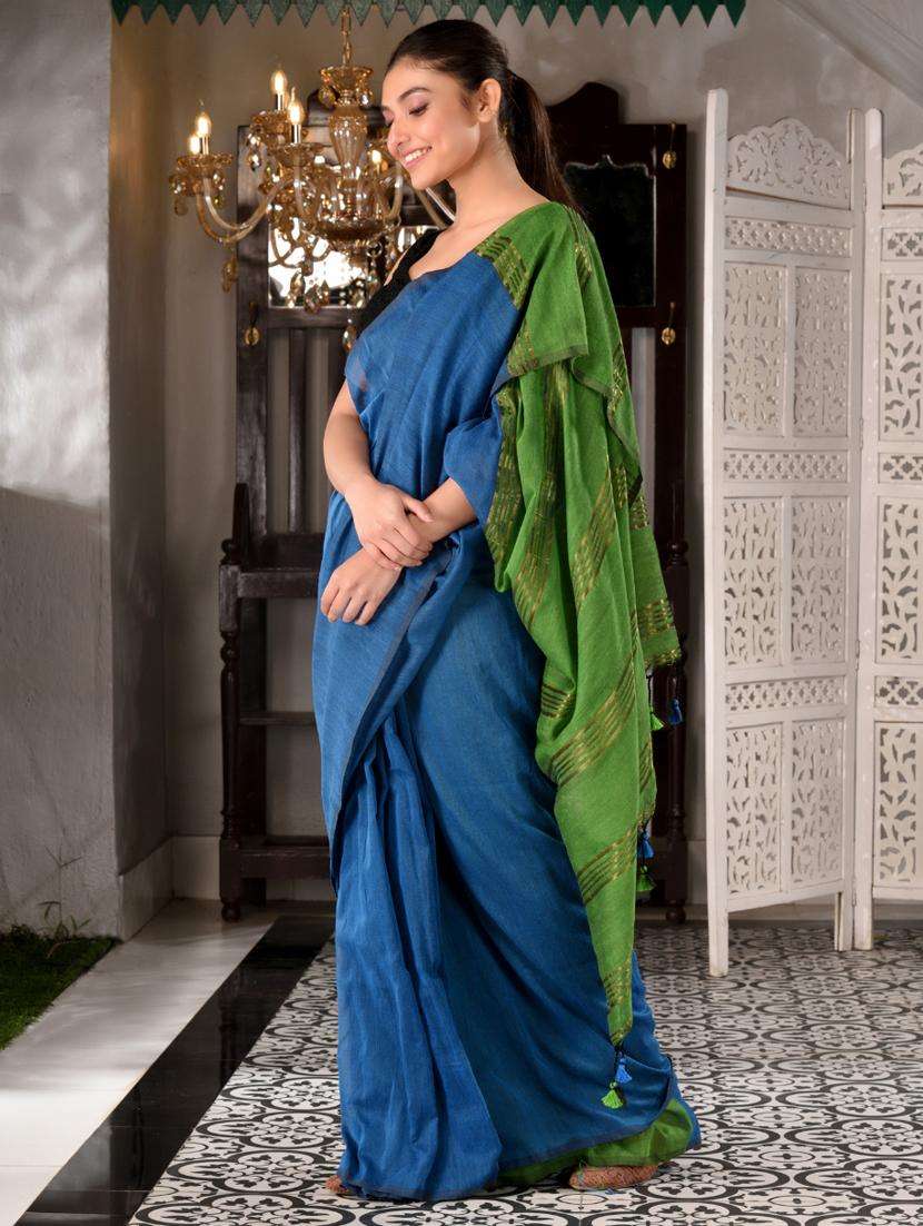 women solid handloom saree with blouse - 22046180 -  Standard Image - 2