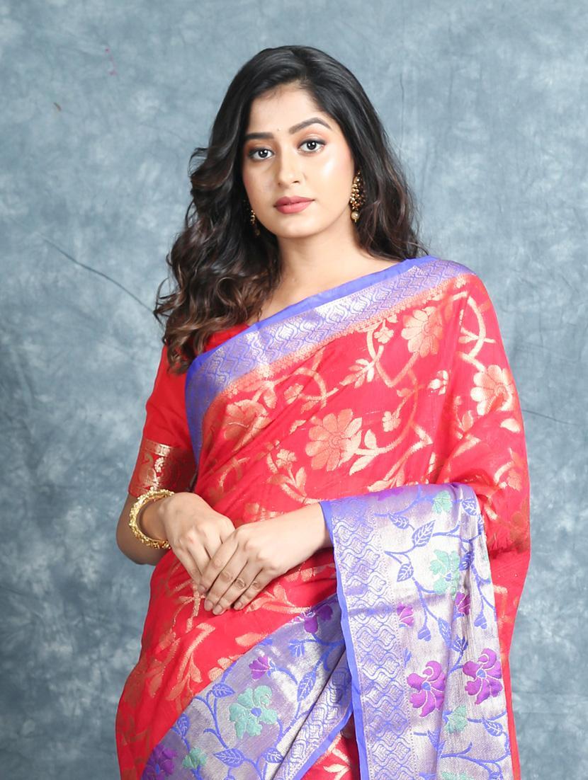 women self design bordered saree with blouse - 22046192 - Standard Image - 2