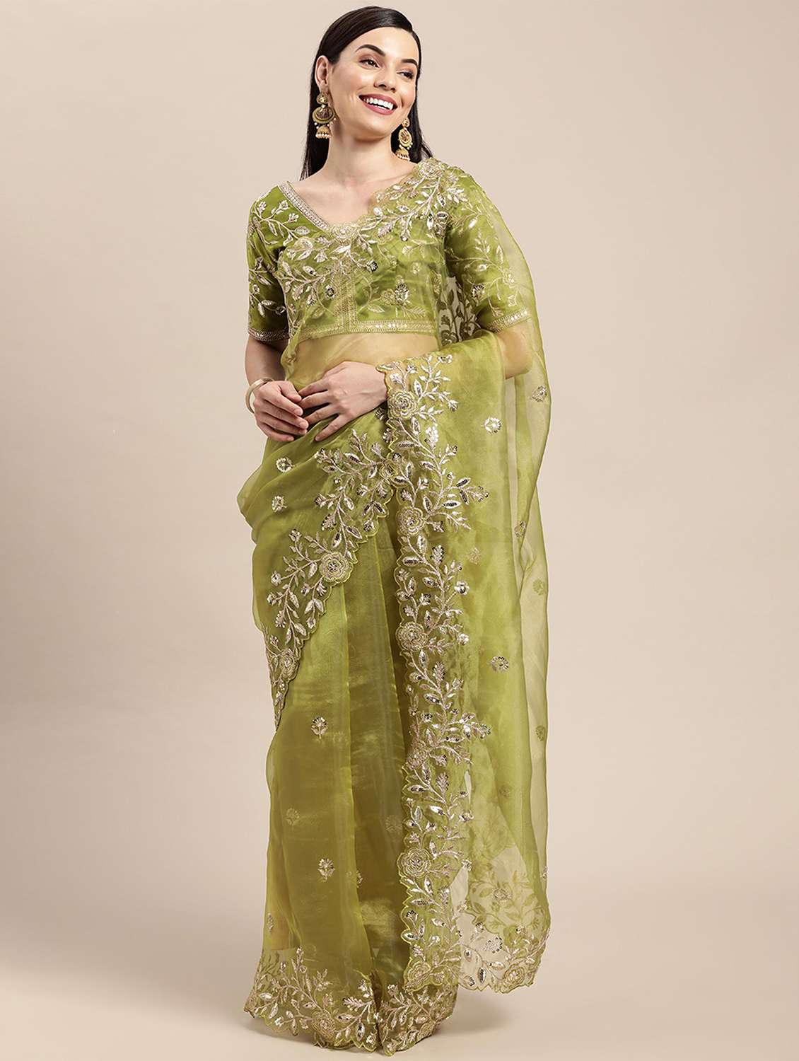 women solid with work embroidered saree with blouse - 22047902 - Zoom Image - 0