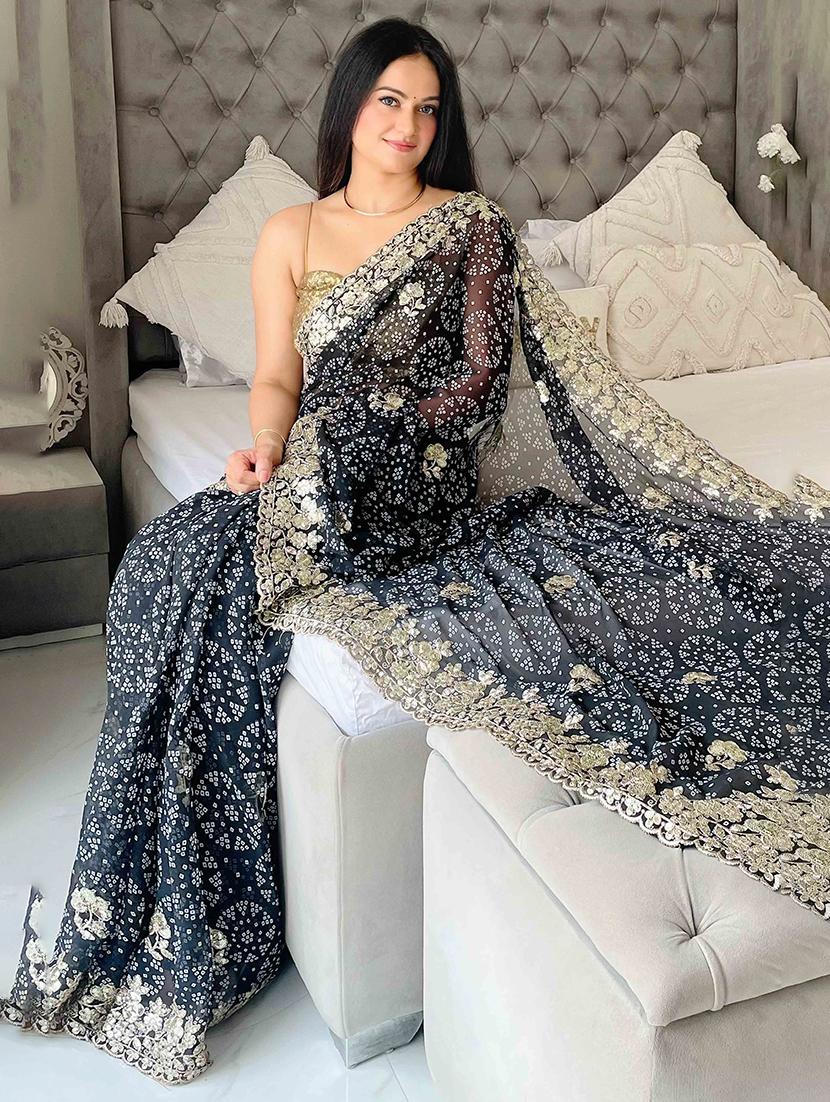 women bandhani printed bordered saree with blouse - 22047909 - Standard Image - 2