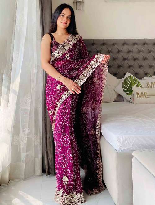 women bandhani printed bordered saree with blouse - 22047912 - Standard Image - 0