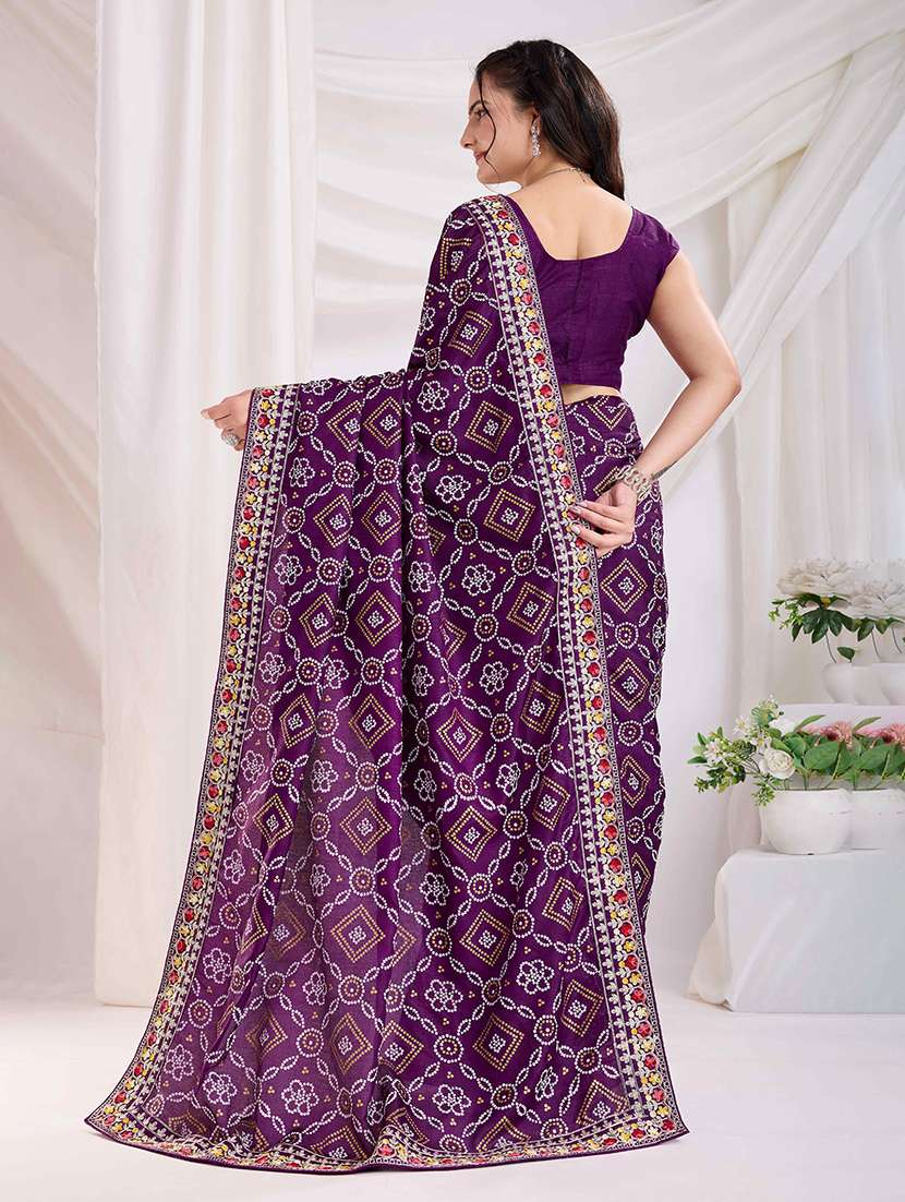 women bandhani printed bordered saree with blouse - 22047934 - Standard Image - 2