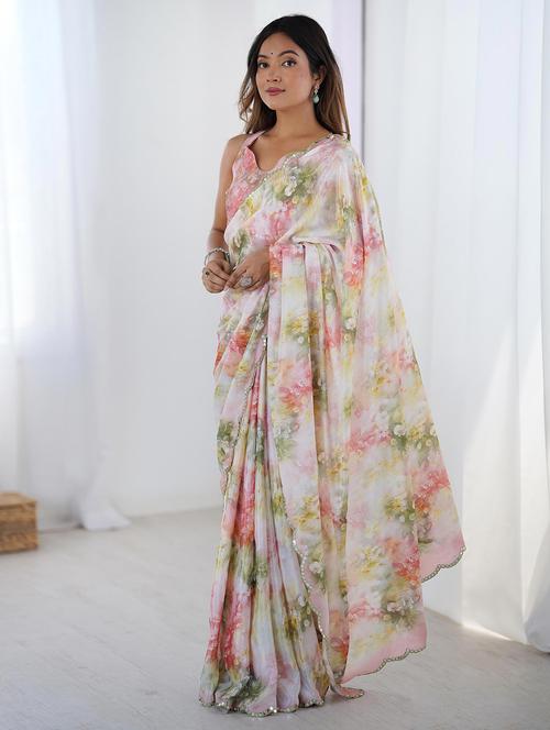 women printed casual wear saree with blouse - 22047965 - Standard Image - 0