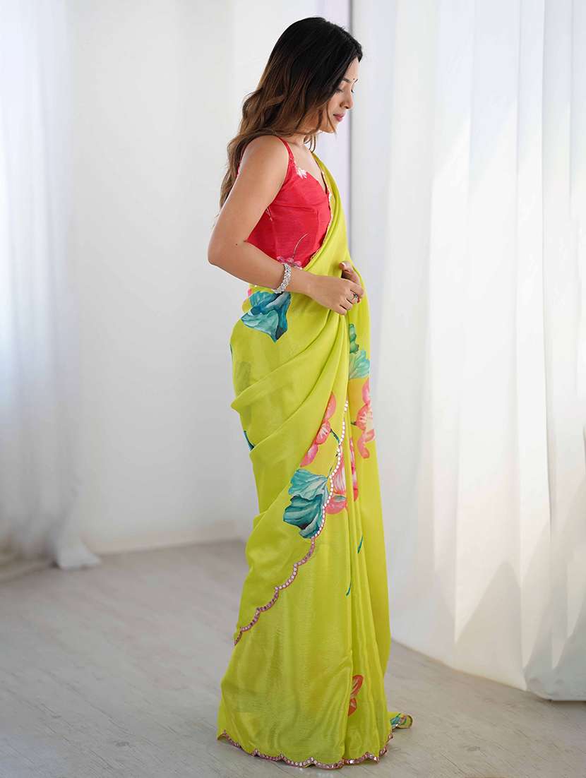 women printed casual wear saree with blouse - 22047968 -  Standard Image - 2