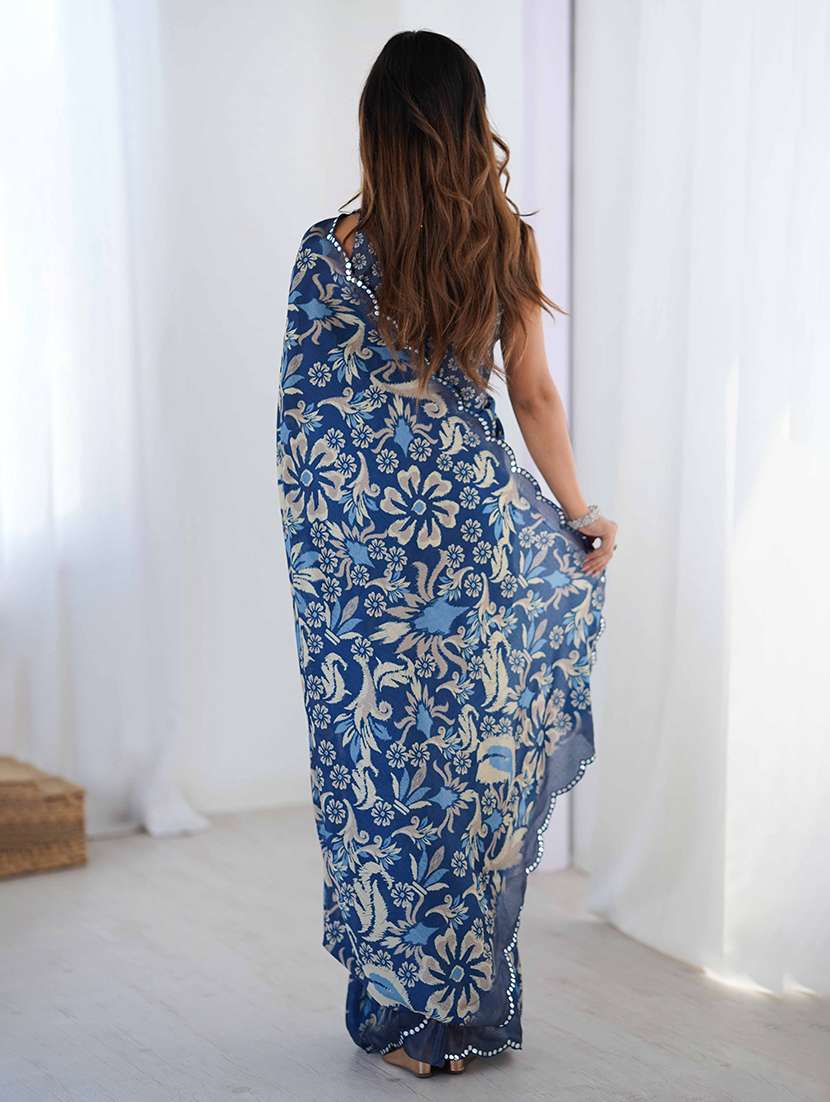 women printed casual wear saree with blouse - 22047977 - Standard Image - 2
