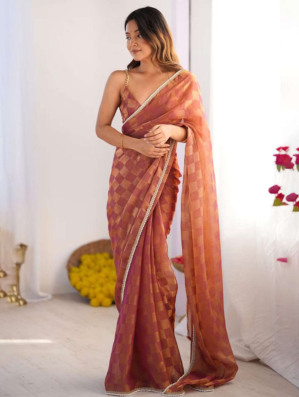 women checkered printed saree with blouse