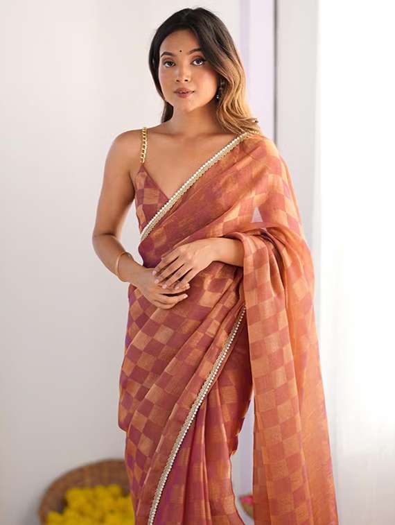 women checkered printed saree with blouse - 22048022 -  Standard Image - 2