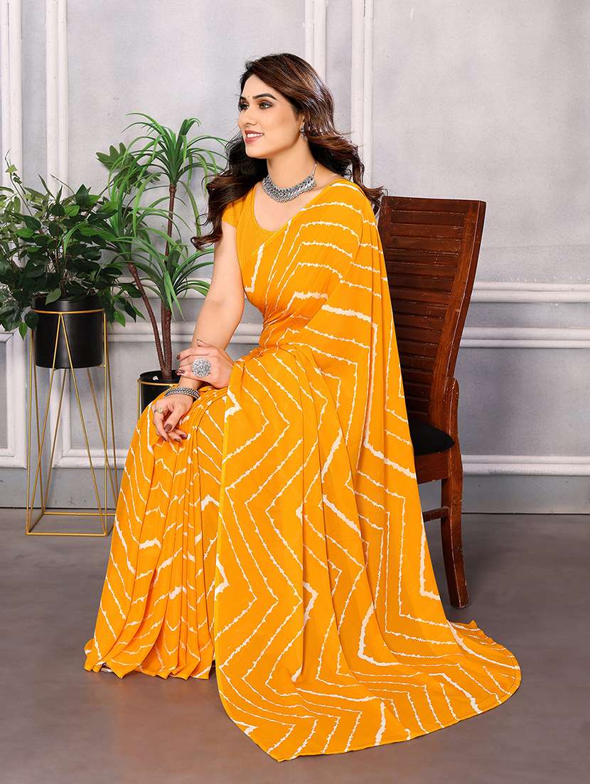 women printed casual wear saree with blouse - 22048674 -  Standard Image - 2
