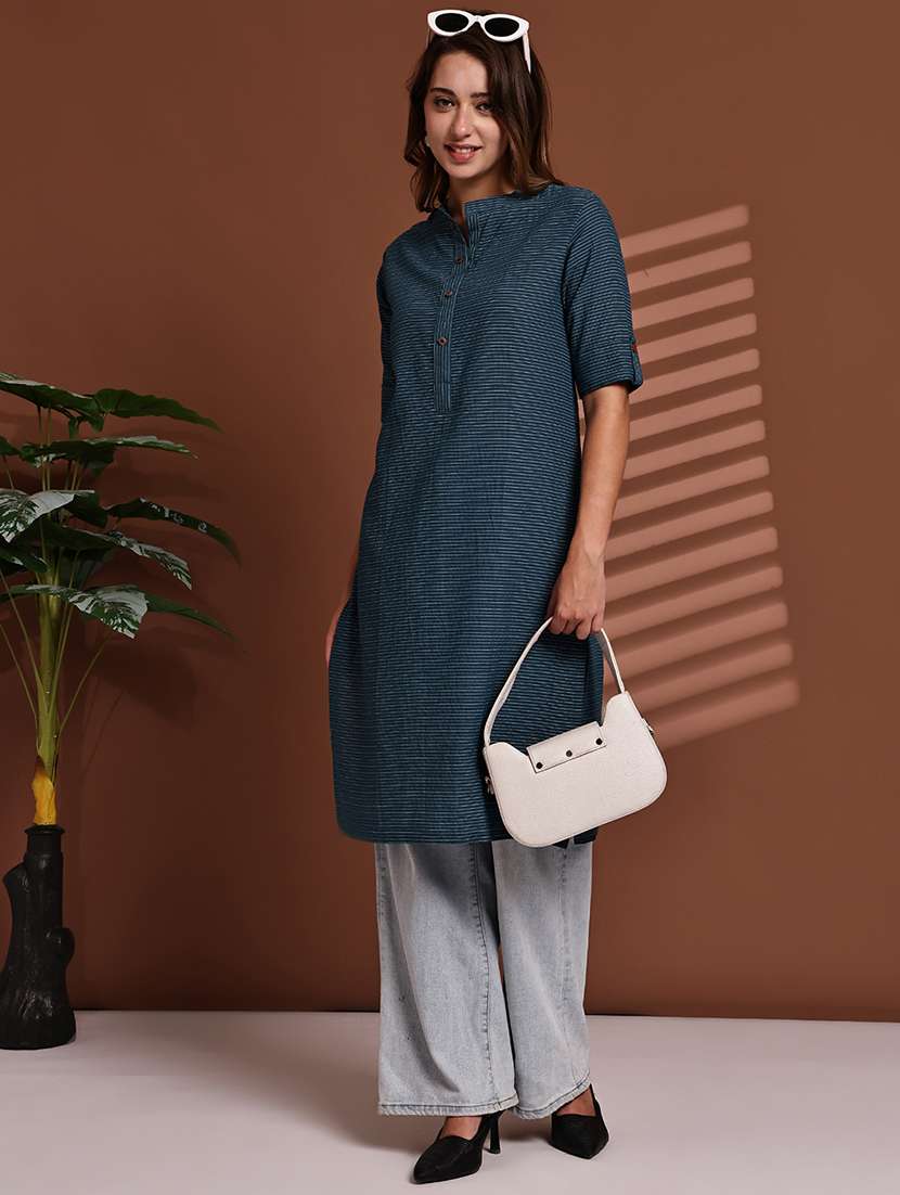 women striped roll up sleeve straight kurta