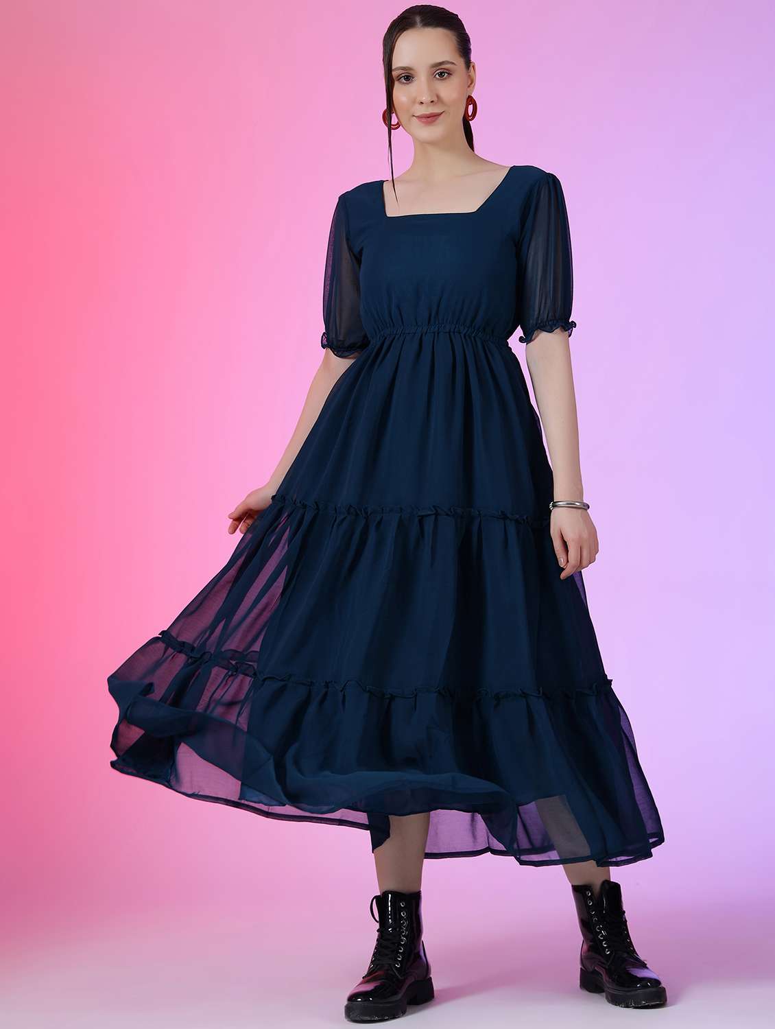 women solid puff sleeve tiered dress - 22051793 - Zoom Image - 0