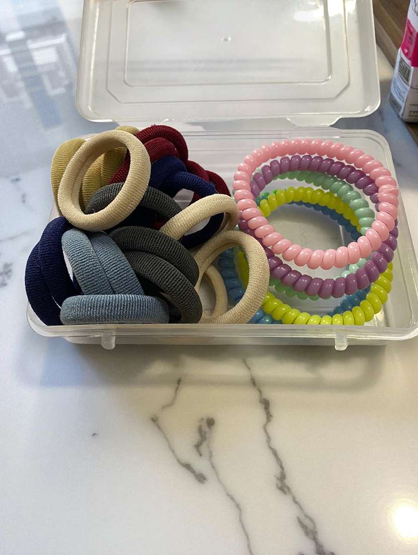 set of multi-color plastic scrunchies  - 22052001 -  Standard Image - 2