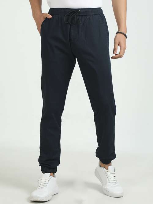 men solid mid rise regular fit jogger - 22052404 -  Standard Image - 0