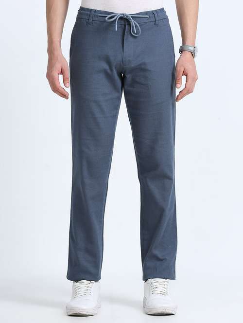 men solid mid rise straight fit chinos - 22052410 - Standard Image - 0