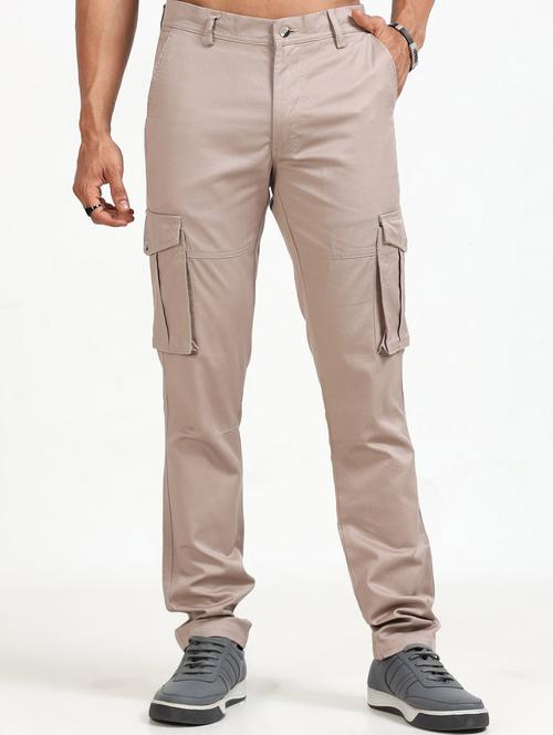 men solid mid rise regular fit cargo - 22052425 - Standard Image - 0